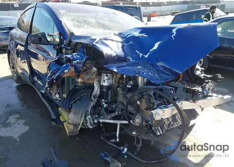 2022 Tesla Model X Plaid Tri Motor All-Wheel Drive from USA, damaged, VIN 7SAXCBE66NF358312